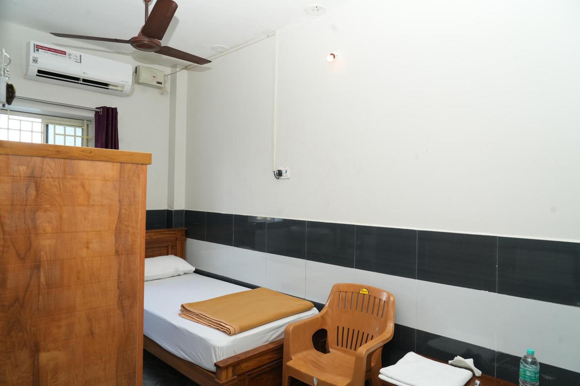 Rajali Residency Hotel Kulithalai ภายนอก รูปภาพ